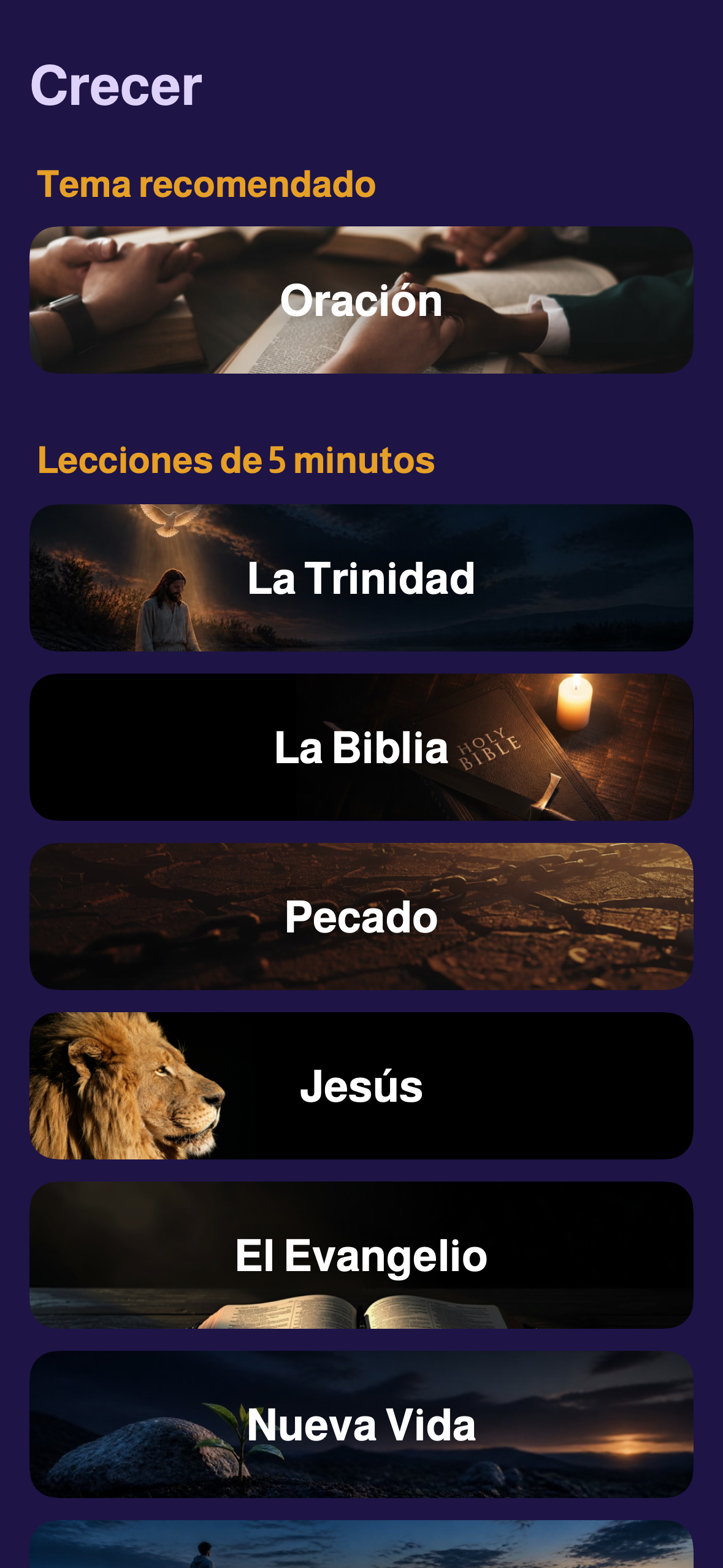 El menú de temas de Crecer en Evangely, con tarjetas ilustradas sobre la oración, la Santísima Trinidad, la Biblia, el pecado, Jesús y el Evangelio.